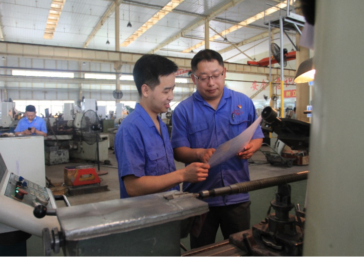 【群团工作】“青年突击队”全力以赴保生产