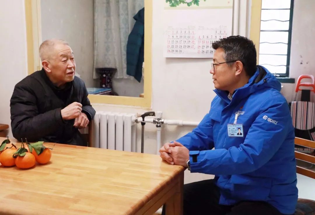 【集团资讯】集团领导节前慰问退休困难职工