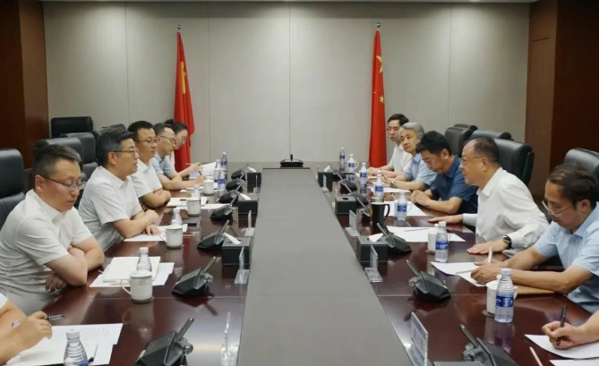 【集团资讯】马旭耀与西安交通大学党委书记卢建军座谈交流